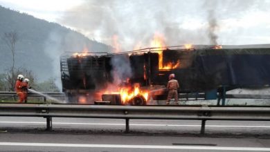 Photo of Lorry on Fire, No Victims Reported