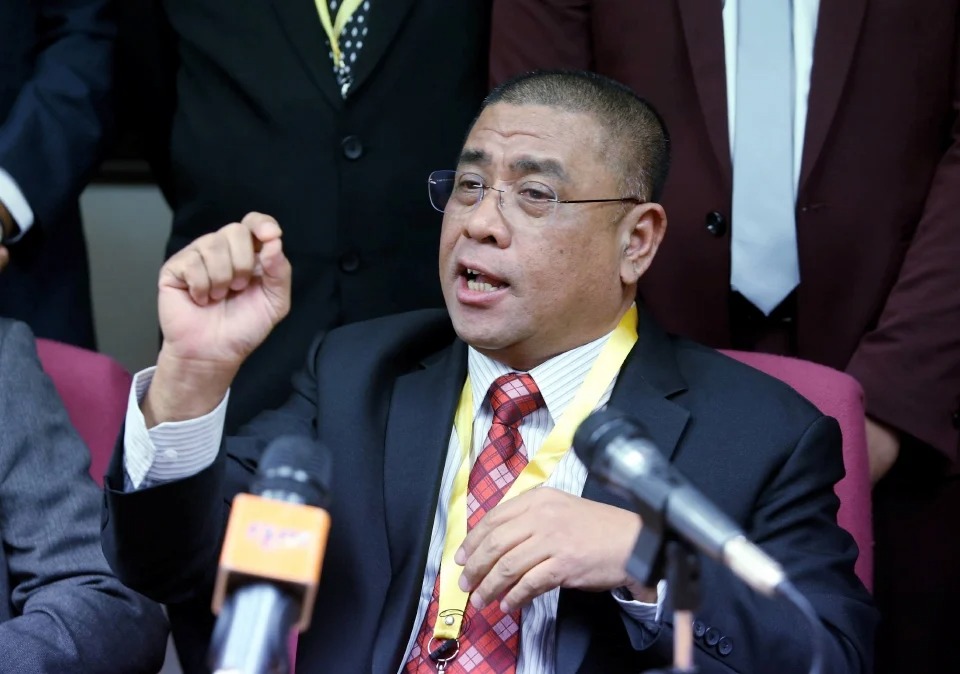 Perak Public Servants Receive Bonus Of One And Half Month Salary Ipoh perak-public-servants-receive-bonus-of-one-and-half-month-salary-ipoh