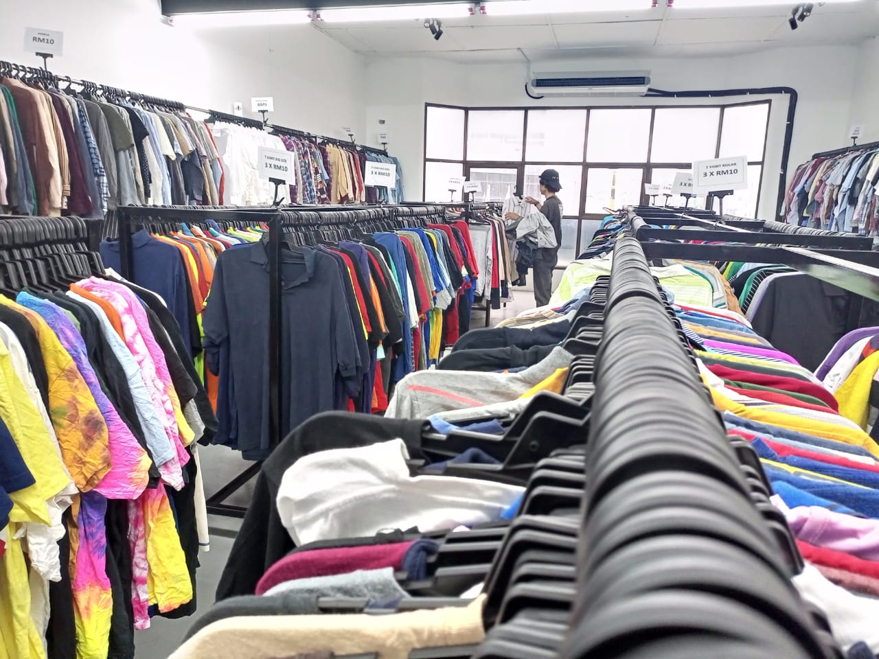 Don't mind buying used clothes and shoes for Raya Ipoh Echo