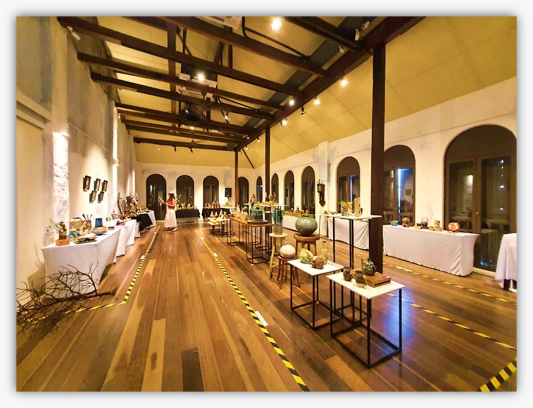 Explore the World of Ceramic Pottery with the Living Art Studio