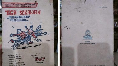 Photo of Datuk Lat’s First Comic Sells for Nearly RM4,000