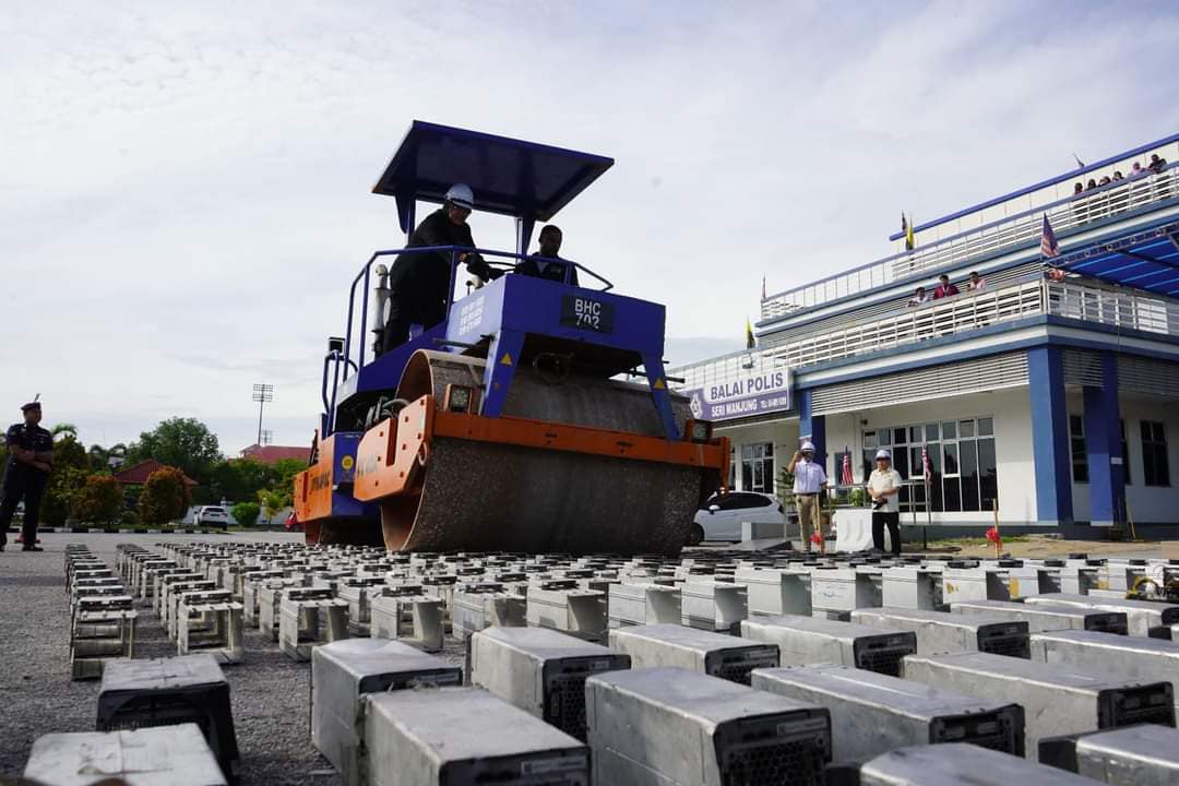 Manjung IPD Disposes of RM1.5 Million Worth of Obsolete Evidence | Ipoh ...